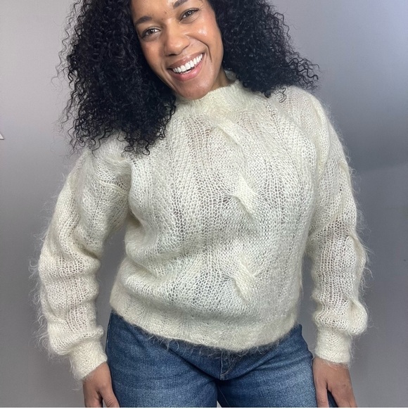 Vintage Talbot Mohair Cozy Fuzzy White Sweater Knit Boho Ski Cabin Mockneck Boho - Picture 9 of 14